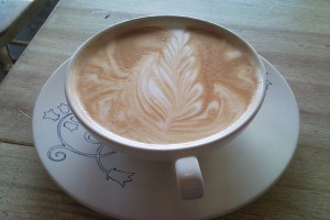 SNC00246 300x200 Sips and Grub | White Chocolate Mocha and Cinnamon Coffee Cake at Lola Coffee (Roosevelt)