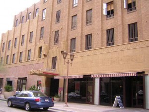 Orpheum Ext 1 300x225 Bank Owned Condos are Making Downtown Phoenix Affordable